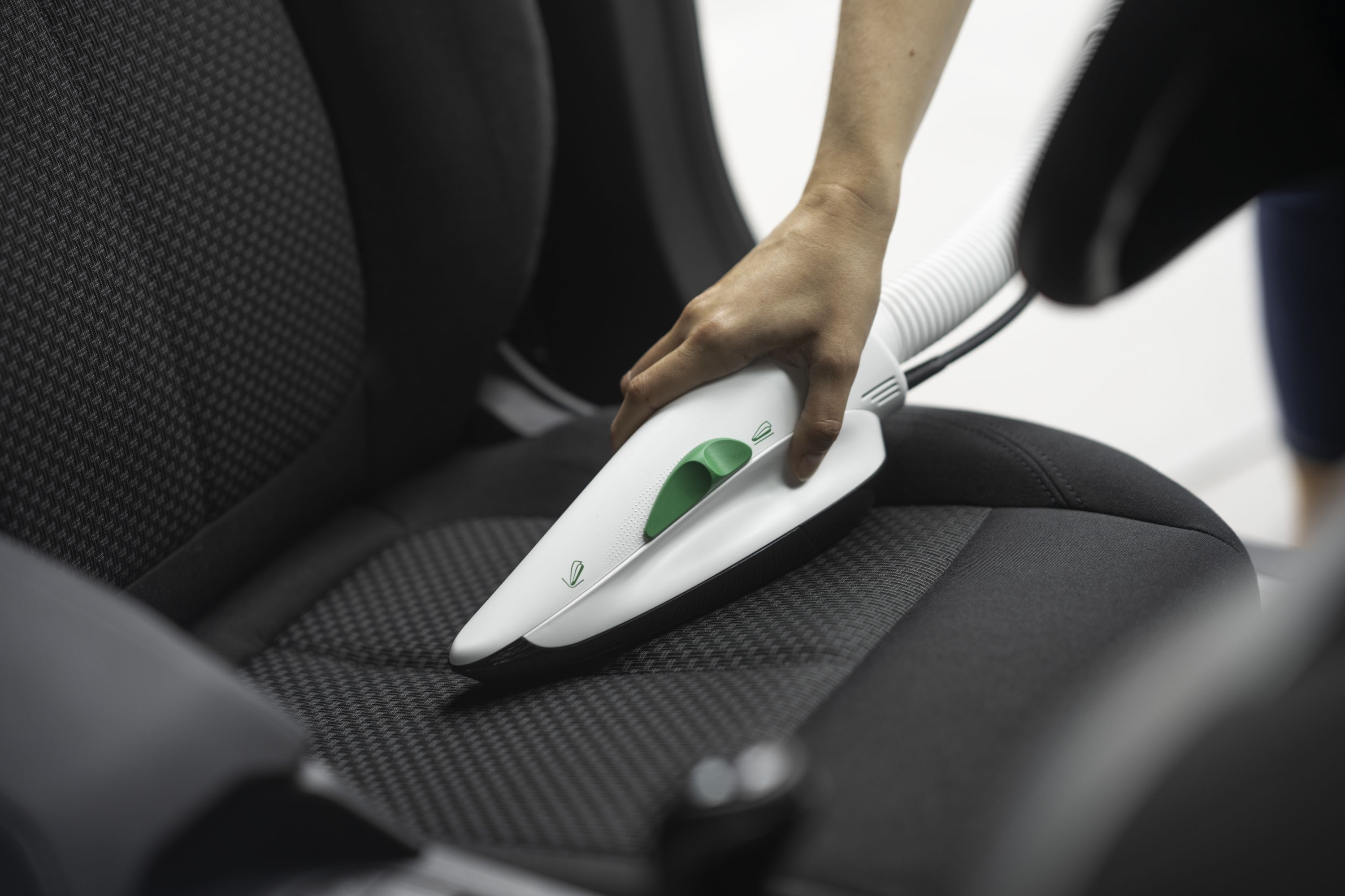 Spazzola Morbida Per Pulizia Interni Auto | Rimozione Peli E Polvere Con Setole In Microfibra | Design Curvo E Manico Antiscivolo - 2